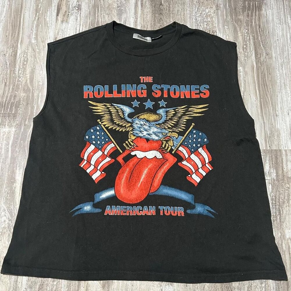 Rolling Stones Men’s black rock and roll music muscle tee